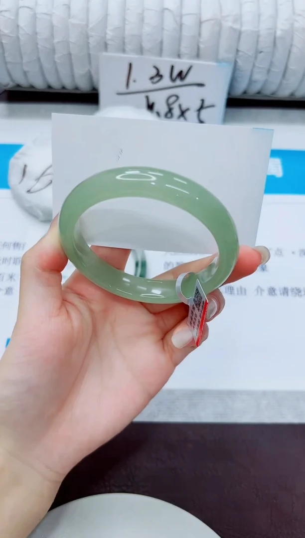 石英质玉手镯未镶嵌50/56