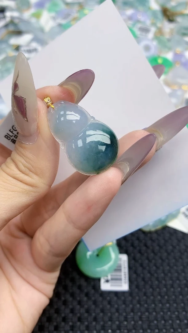 翡翠挂件18K金镶嵌287   天然翡翠A货