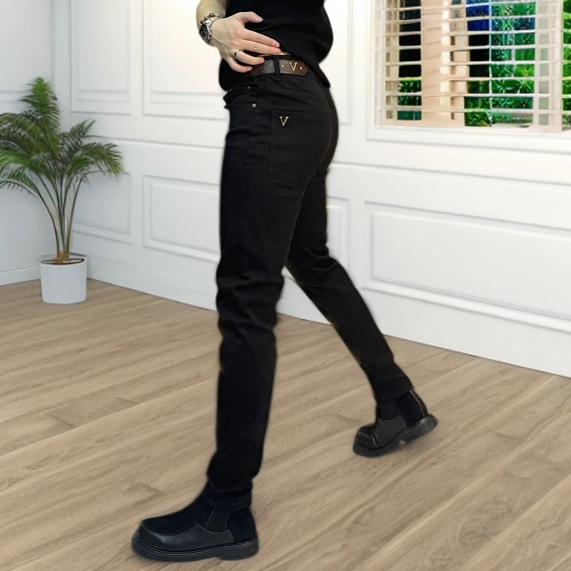 黑色牛仔裤男款2025秋冬加绒小直筒黑灰潮流休闲百搭高级感牛仔裤