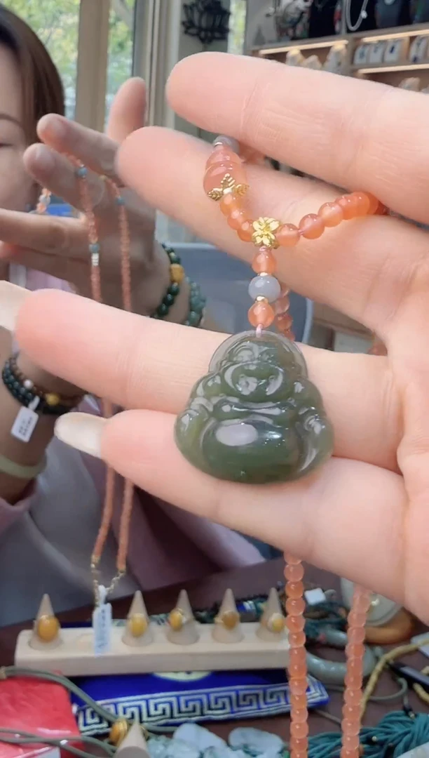 吊坠(赠链)未镶嵌和田玉项链（拍2发货）