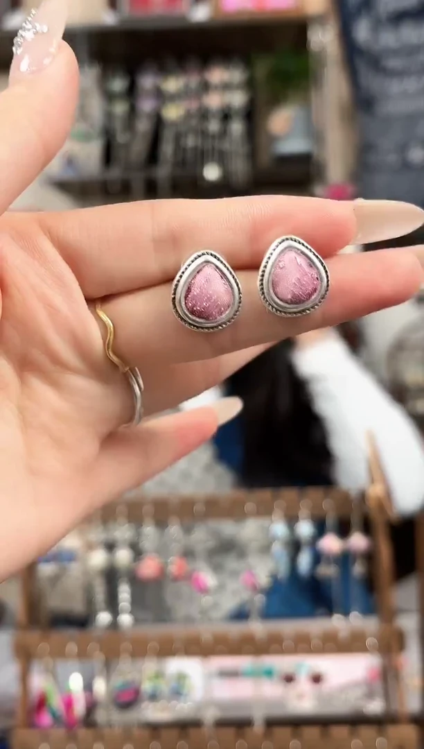 织绣民族风非遗老绣饰品264*