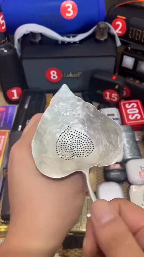 瓷片闪购商品 如图所示
