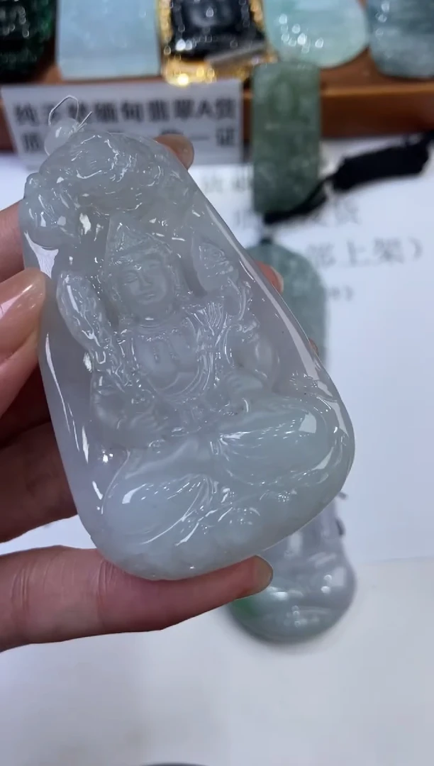 翡翠挂件未镶嵌328110