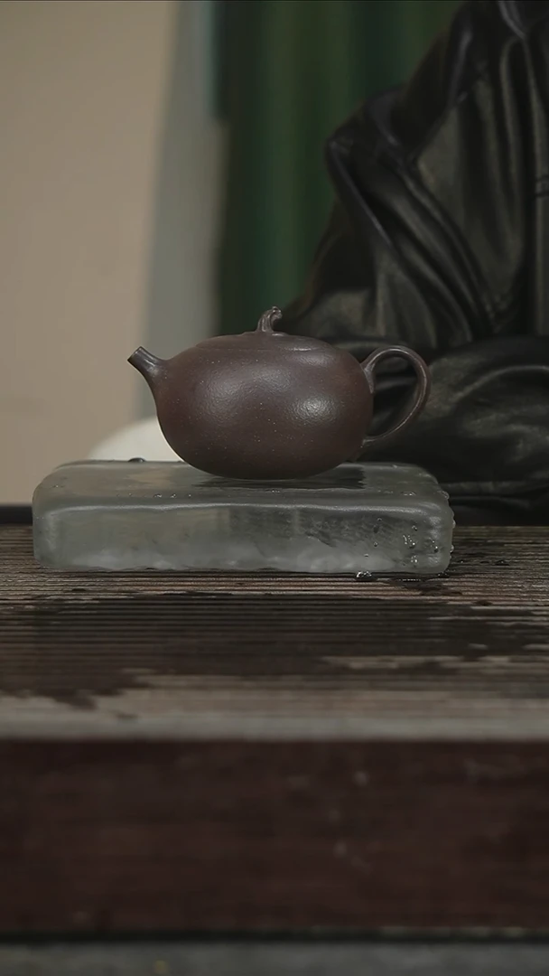 茶壶紫砂31号200CC