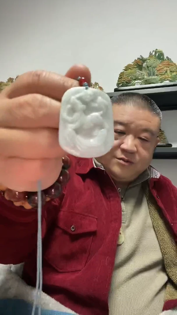 未镶嵌和田玉把件生肖狗吊坠