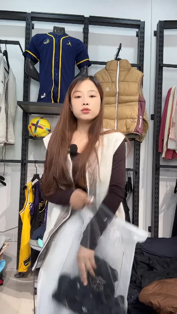 3608 编码  瑕疵直播间过款为准 尺码   身高  瑕疵袜子无售后