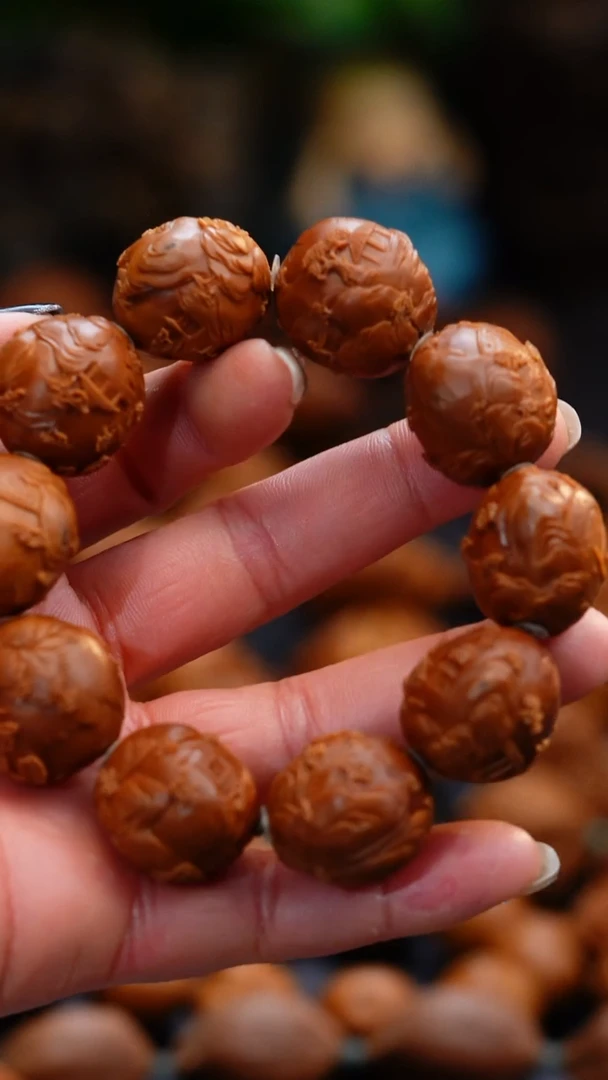 【闪购商品】橄榄核吊坠橄榄核