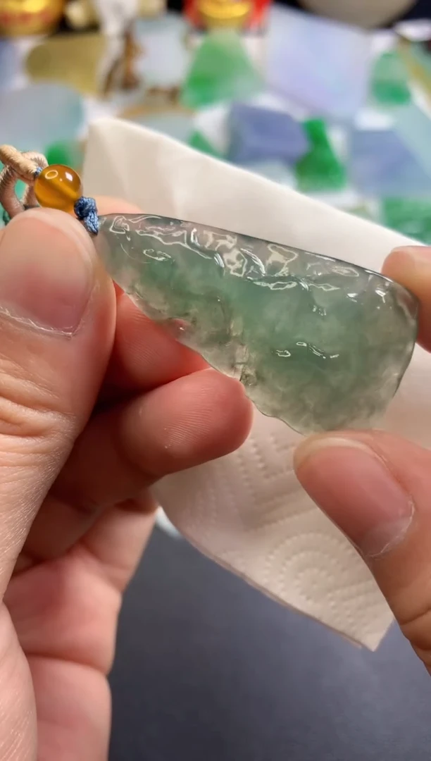 【闪购商品】翡翠吊坠(不含链)未镶嵌054