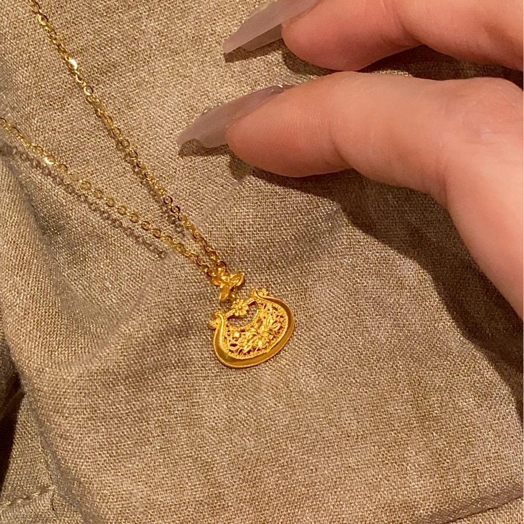 铜合金项链 新中式金色莲花平安锁项链复古轻奢高级感精致毛衣链