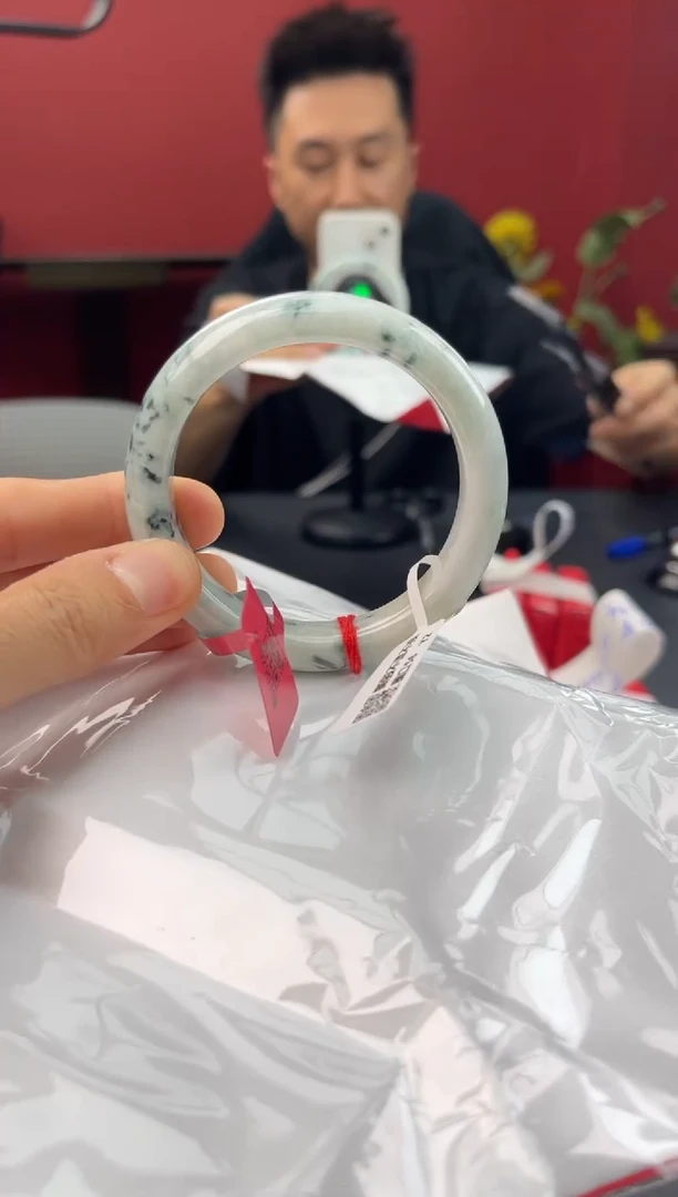 未镶嵌手镯翡翠956