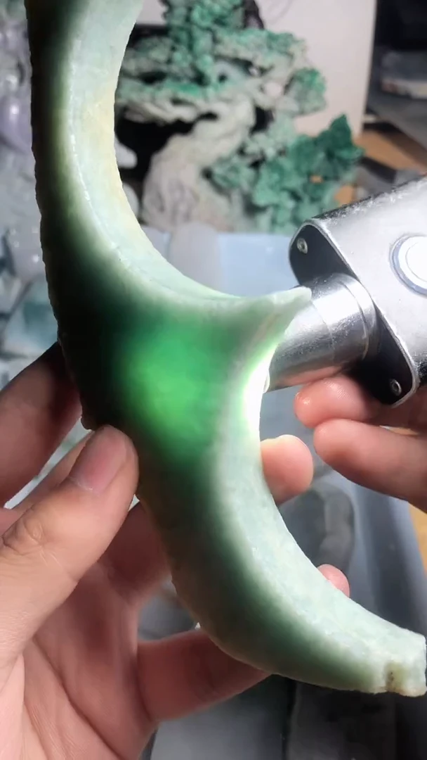 翡翠未镶嵌颈饰翡翠A货