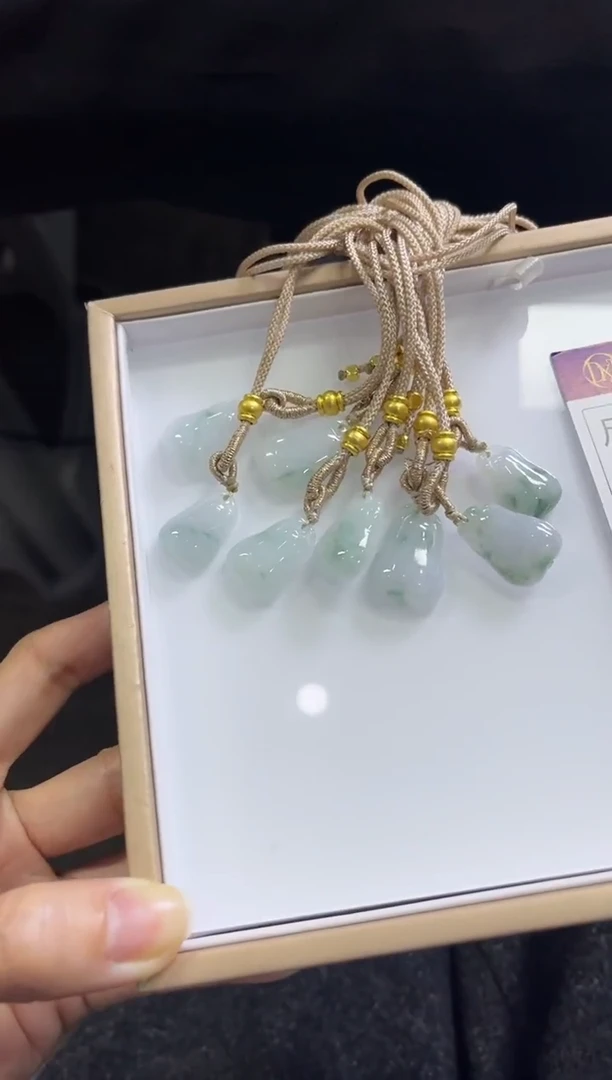 颈饰未镶嵌翡翠Q207/多样性发一件/配绳子