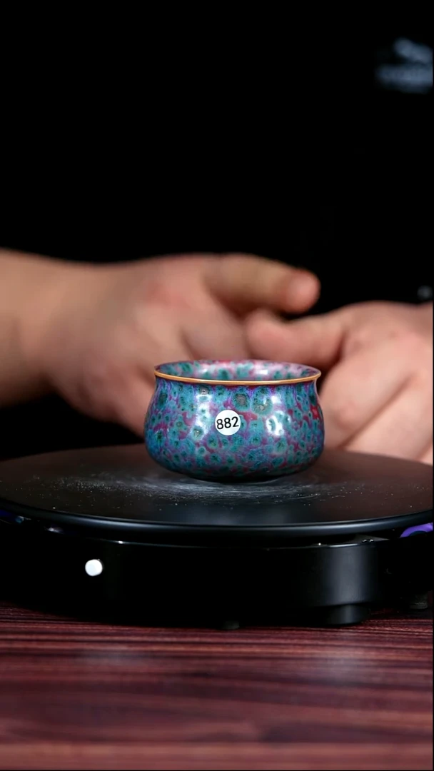 882#陈亚龙一级品原矿钧瓷钱袋杯