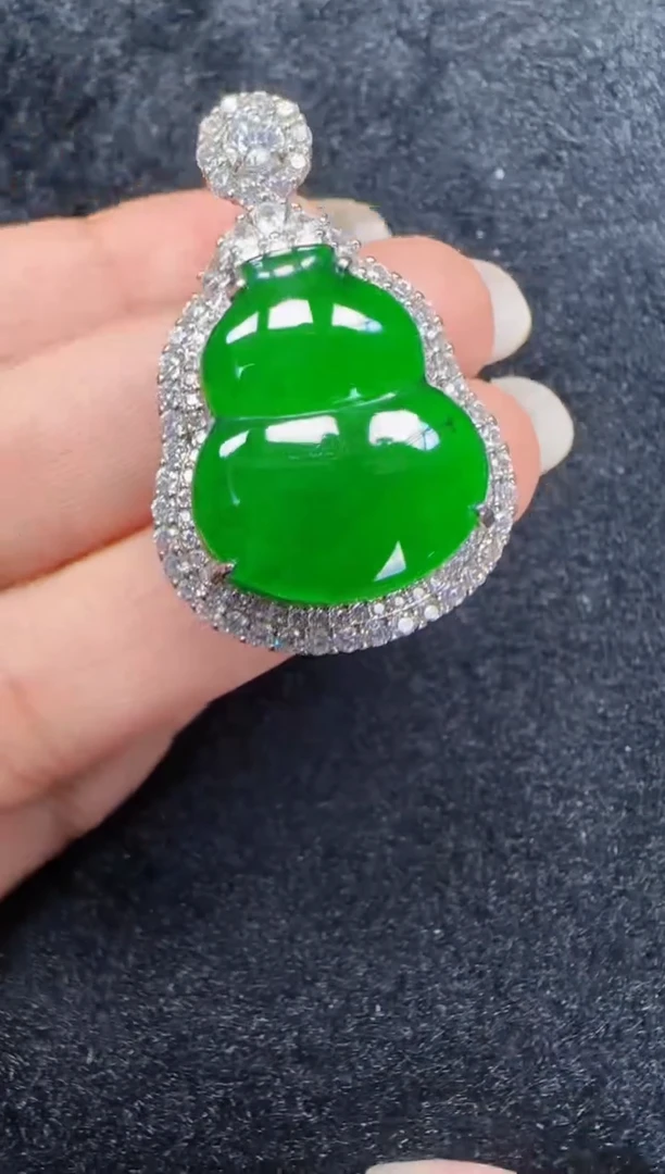 未镶嵌定制翡翠翡翠吊坠61