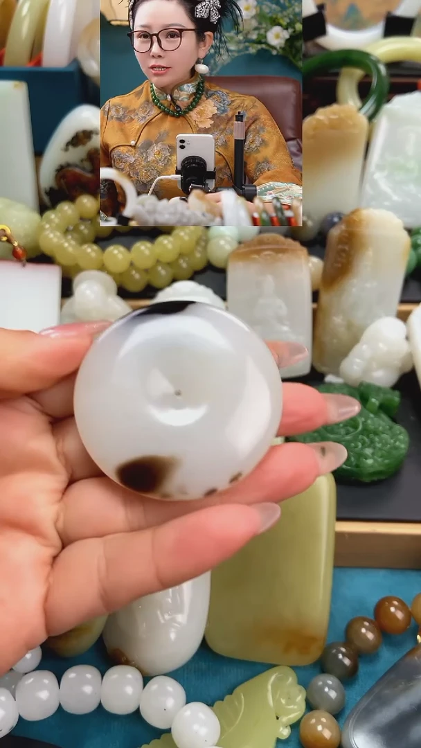 未镶嵌手串和田玉健**一吊坠