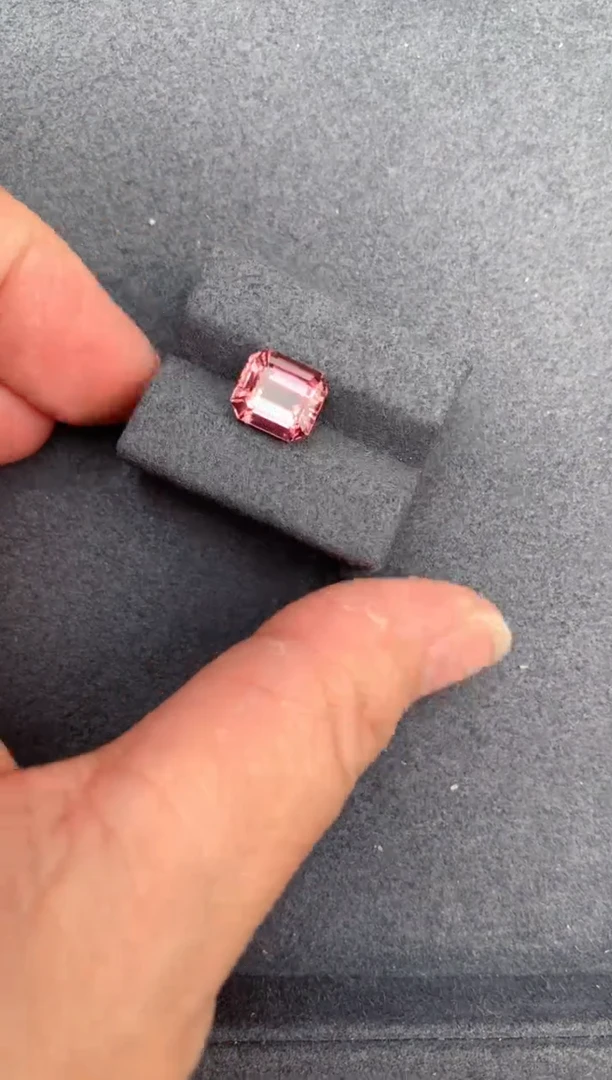 【闪购商品】碧玺裸石未镶嵌3ct 粉碧玺