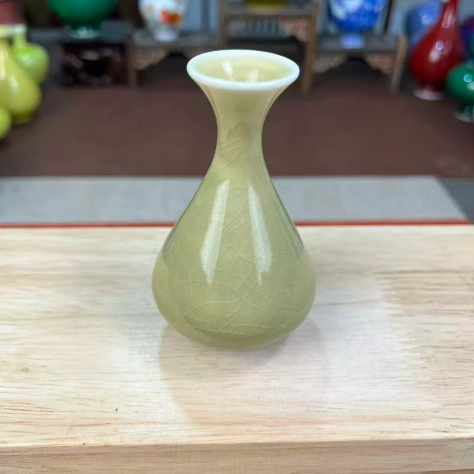 景德镇秘色手工玉壶春