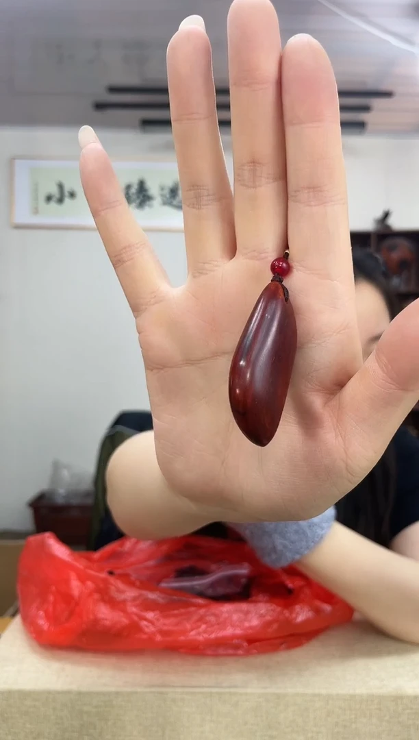 803小叶紫檀挂件木木不挑款