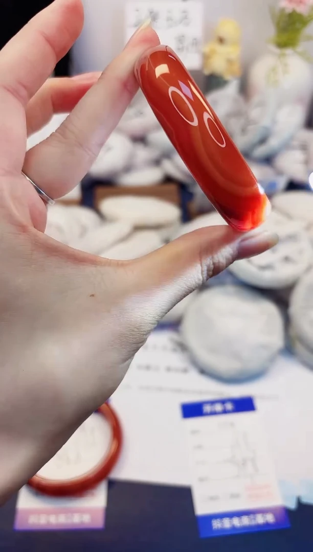 【闪购商品】石英质玉手镯未镶嵌174-玛瑙-圈口54