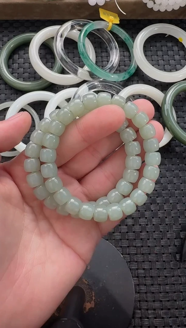 颈饰未镶嵌和田玉且末蓝10*9直切（多样性发货拍一发一）