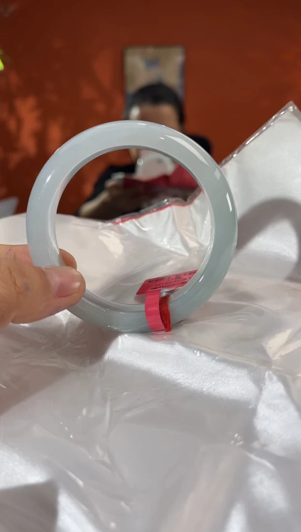 未镶嵌手镯翡翠56