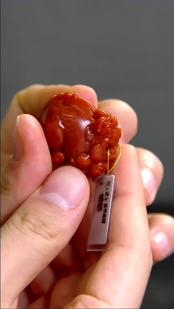 未镶嵌雕刻南红玛瑙003ZB1110产品一个