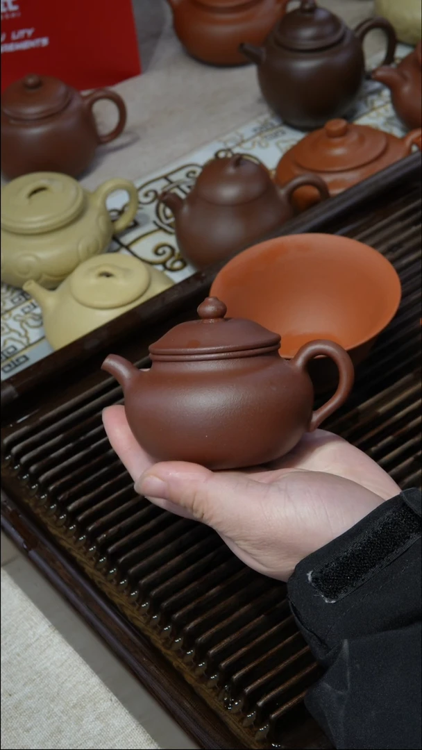【闪购商品】紫砂茶壶中槽青 莲子