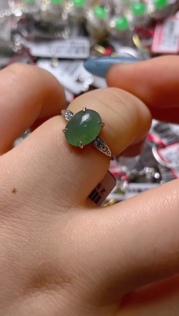 银S925镶嵌戒指翡翠百内无证书