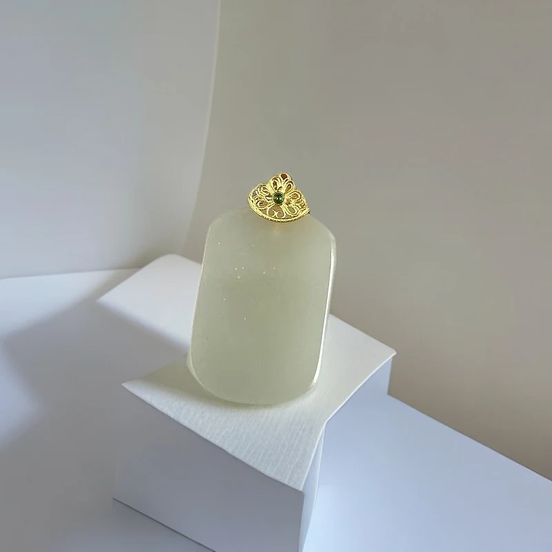 天然和田玉 银镶晴水无事牌 1282