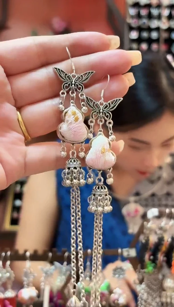 织绣云织谣民族风精美饰品   153