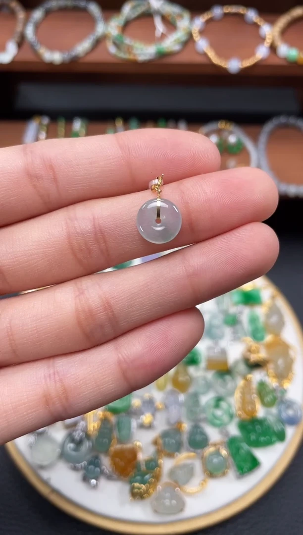 【闪购商品】翡翠吊坠(不含链)18K金镶嵌一个   JK309