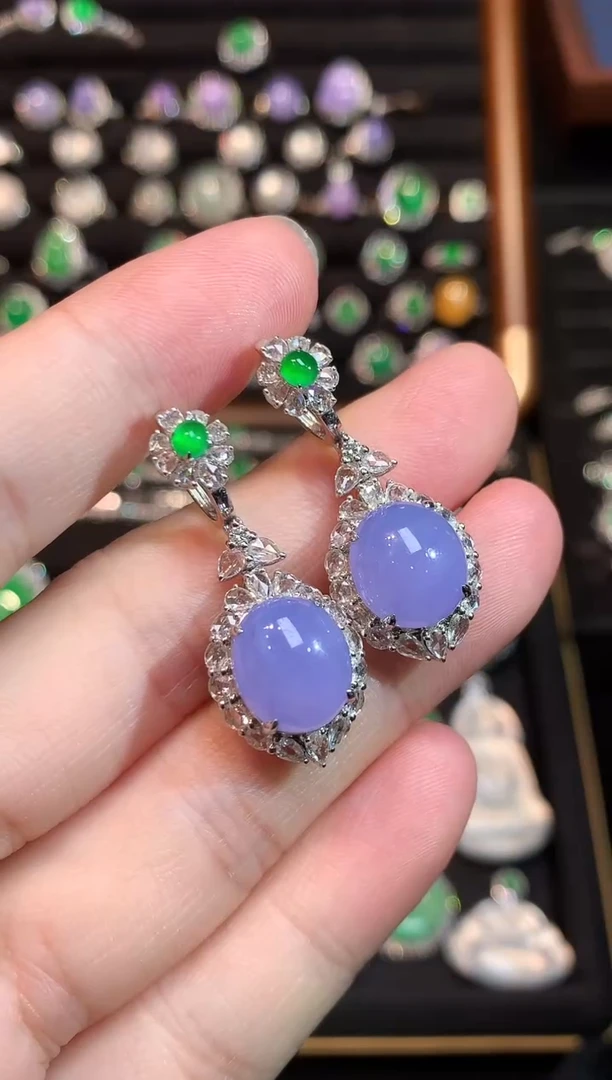 18K金镶嵌翡翠耳饰高冰紫罗兰大蛋面耳坠