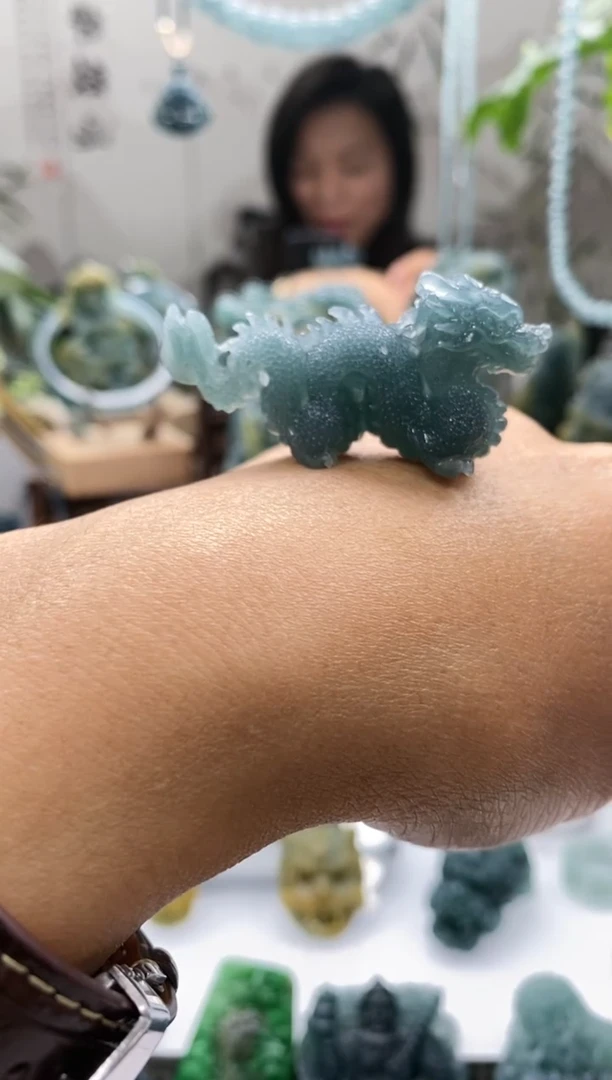 未镶嵌定制翡翠?**?翡翠毛货不退不换11.18