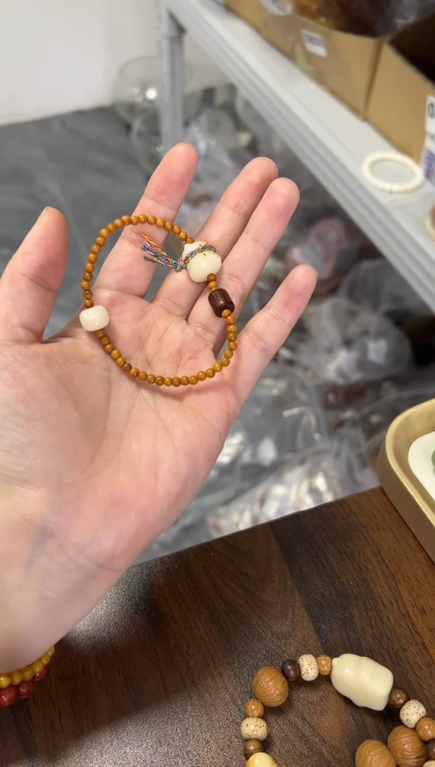 橄榄核手串招财猫橄榄核设计款手链[0162]