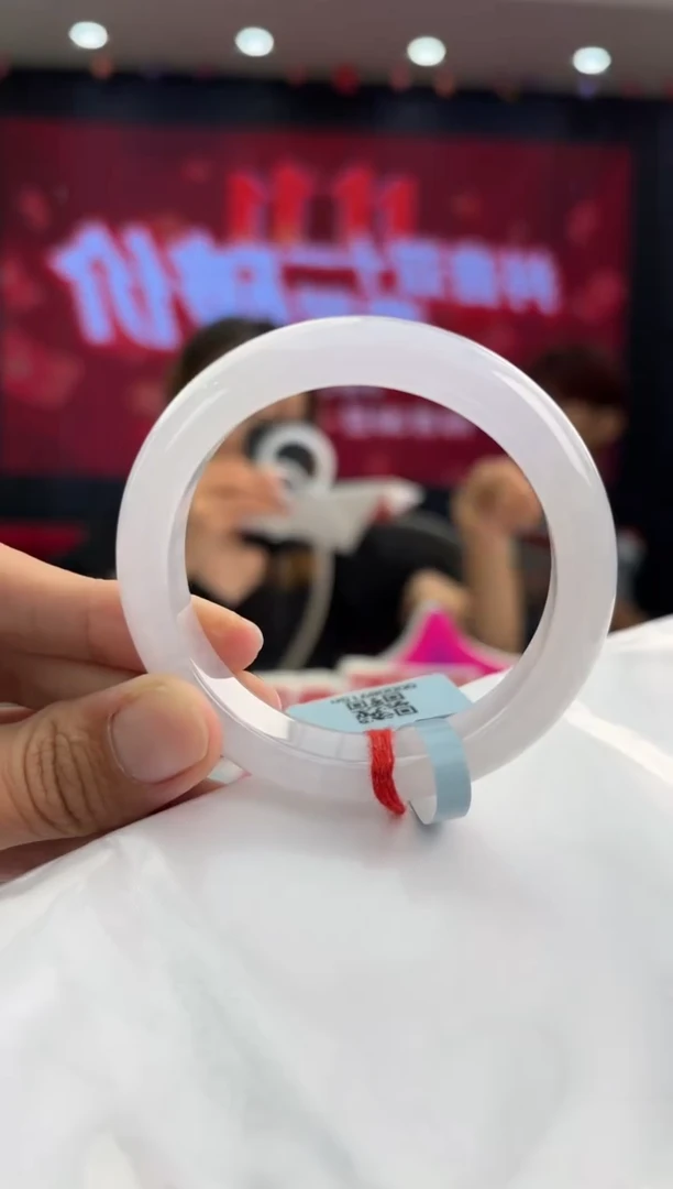 未镶嵌手镯翡翠翡翠手镯4