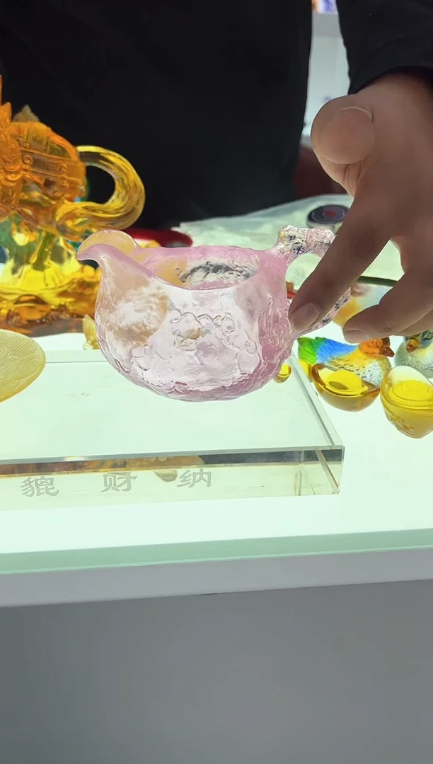 【闪购商品】泥塑古法琉璃粉红茶杯摆件