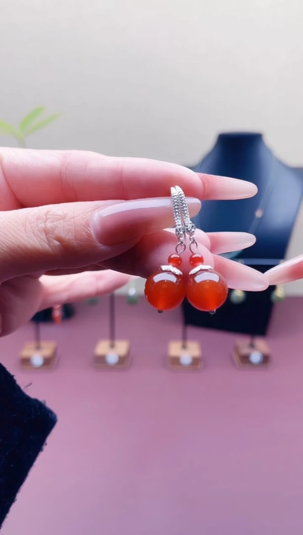 未镶嵌耳饰玛瑙/玉髓红色大耳