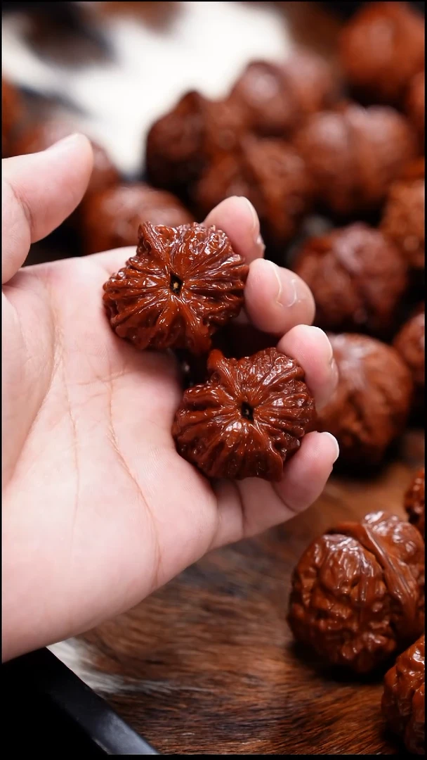 把件文玩核桃3号回血文玩核桃血麒麟