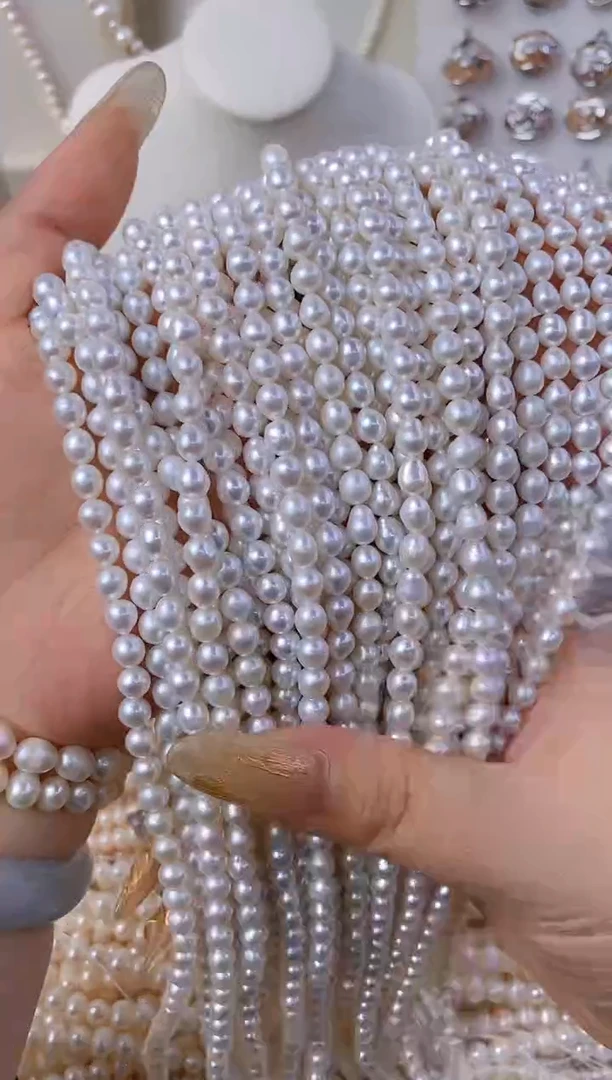 【闪购商品】淡水珍珠颈饰未镶嵌H02