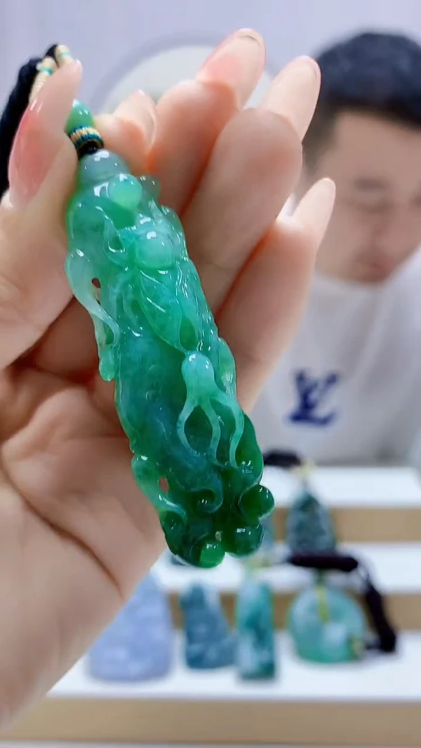 未镶嵌定制翡翠4898ty-毛货挂件254