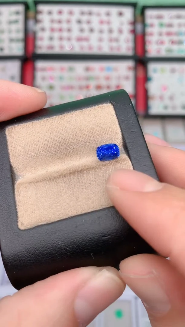 裸石蓝宝石2.14ct无烧grs