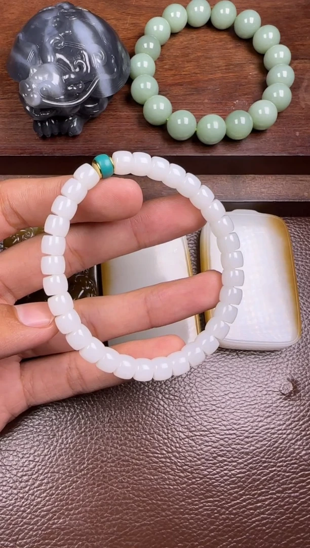未镶嵌和田玉挂件手串