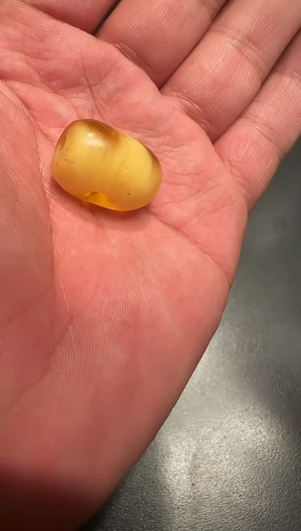 蜜蜡三通蜜蜡三通
