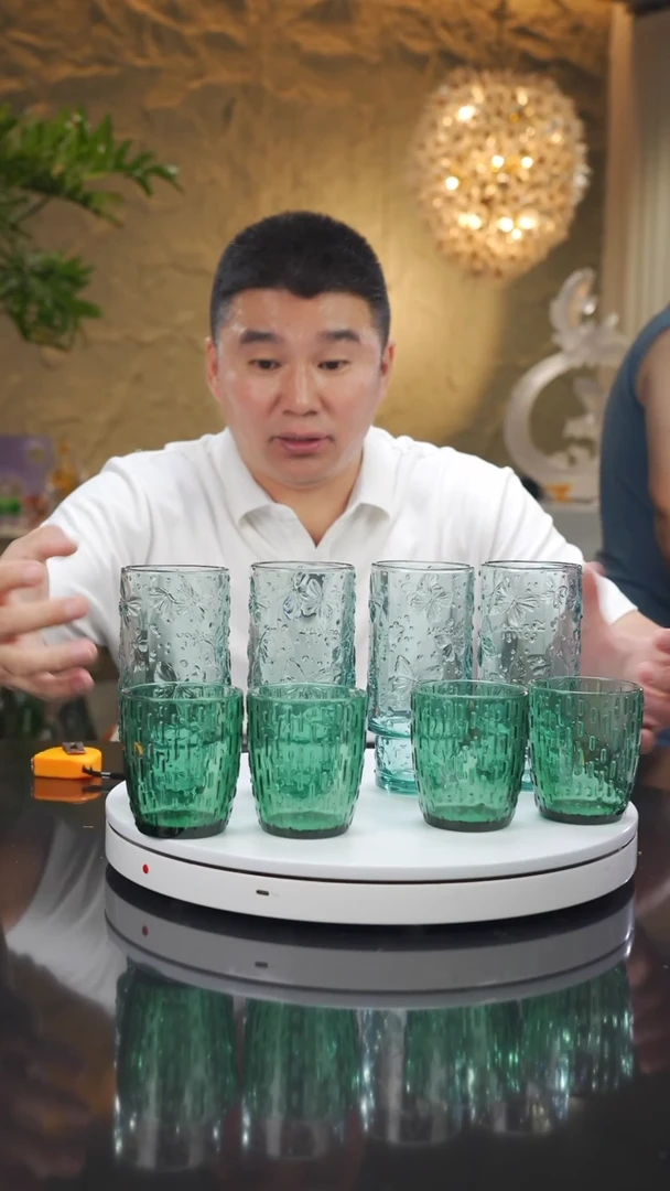 瓷片福利浅蓝水杯一套四只带绿色水杯四只