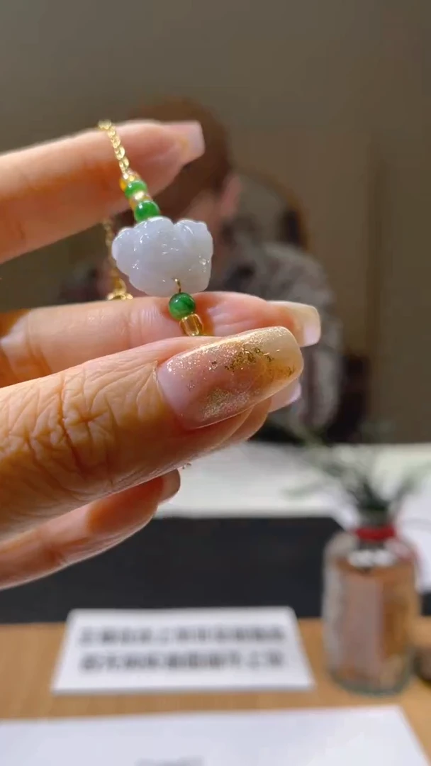 【闪购商品】翡翠吊坠(不含链)未镶嵌00061752