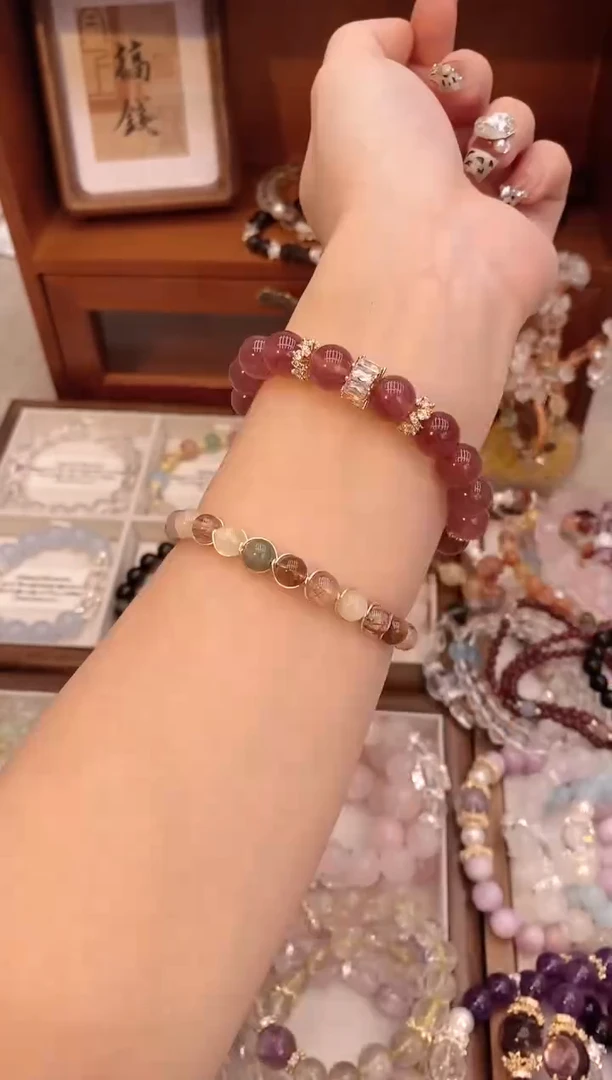 【闪购商品】水晶手链合金草莓晶设计款串串