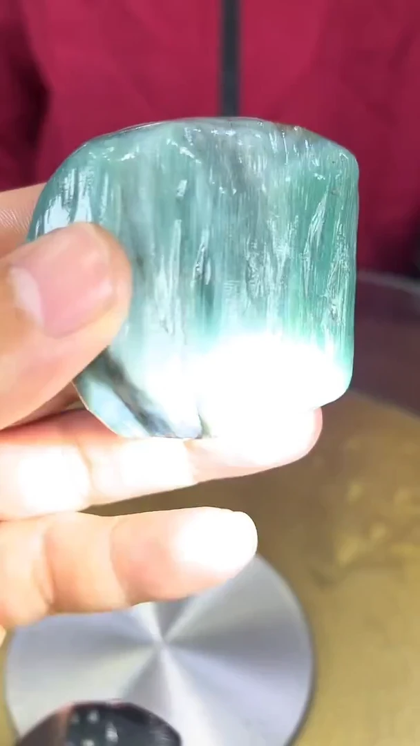 缅甸天然树化玉手把件