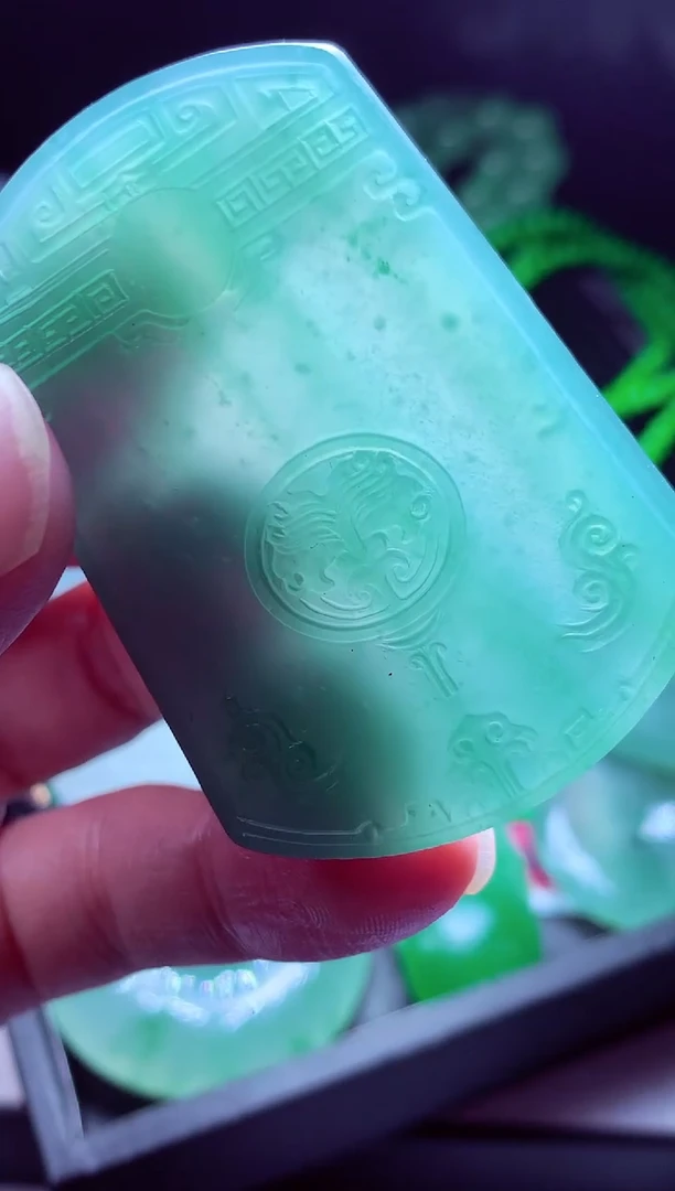 未镶嵌定制翡翠齐****#翡翠毛货定制