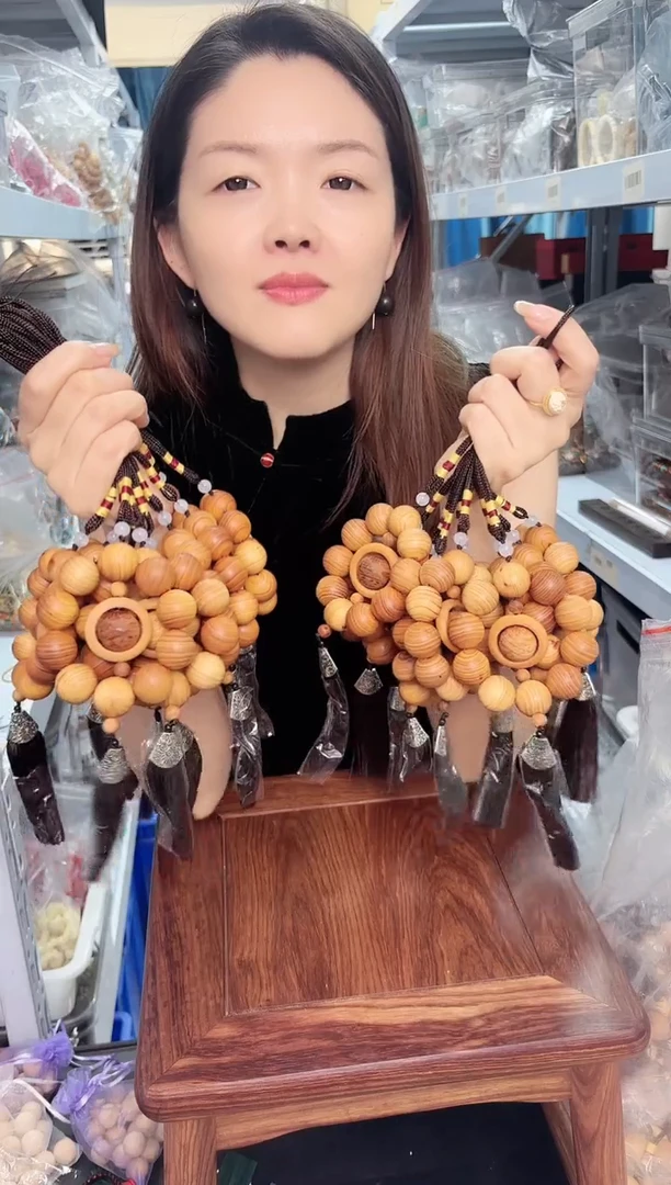 柏木（崖柏）时来运转车挂一个