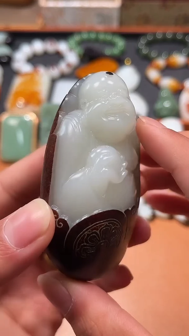 未镶嵌和田玉把件平****。和田玉